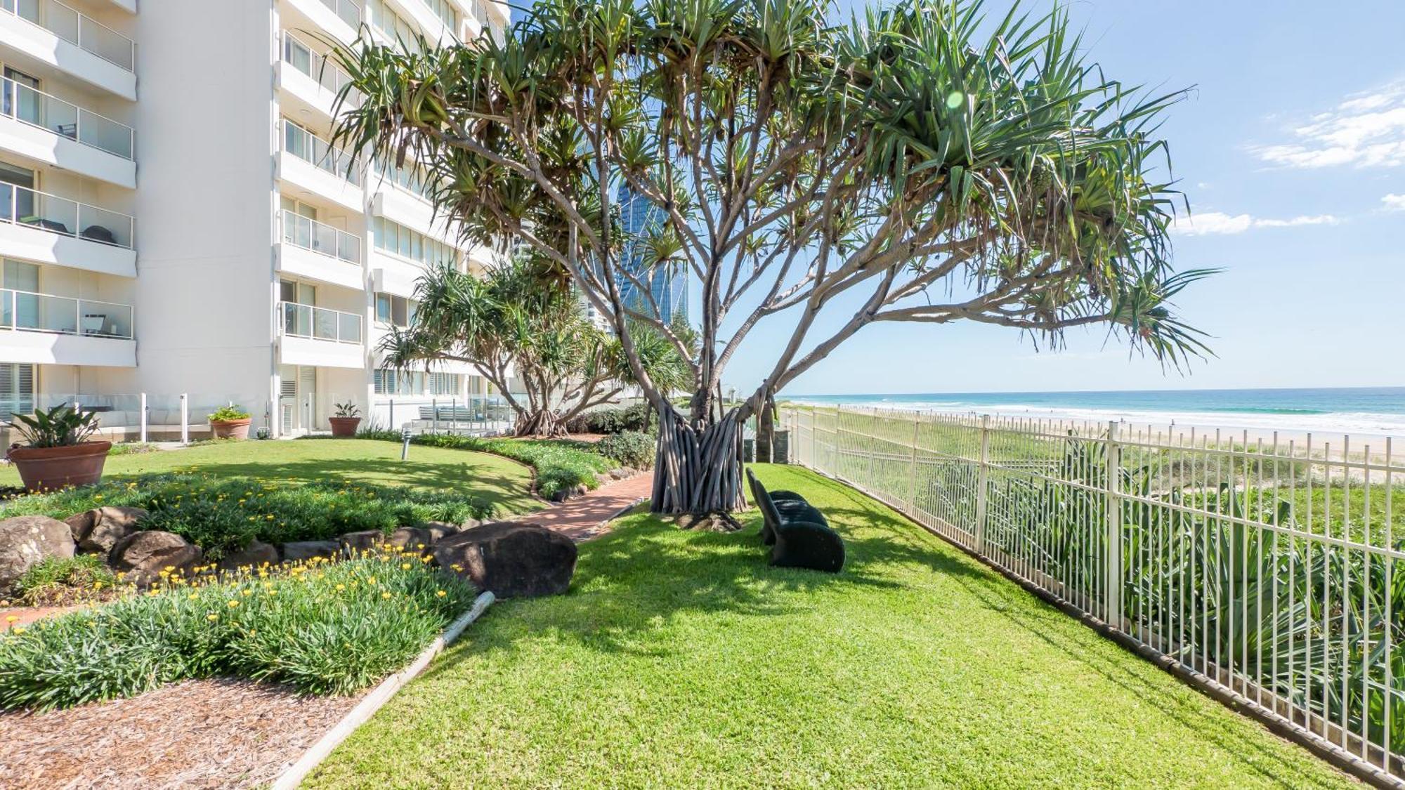 Viscount On The Beach Gold Coast Buitenkant foto